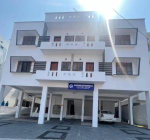 Gopurathingal Apartment