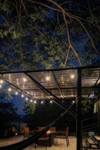 Unique Tiny Home near Carara -Jungle &Ocean View