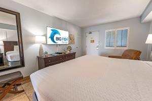 Amazing Honeymoon Direct Oceanfront Suite w Pools