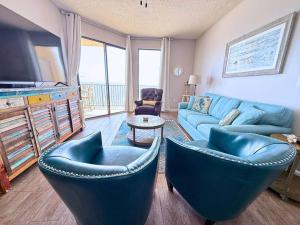 Phoenix V | Beachfront Family Favorite | Pools & Pickleball