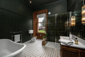 The Old Bank House Self Catering Apartment Dornoch