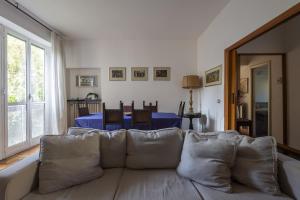 Auditorium Enchanting Apartment