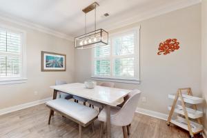 OAI83 2 Ball by the Sea