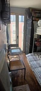 F2 entier 30m2 à Paris Porte dItalie