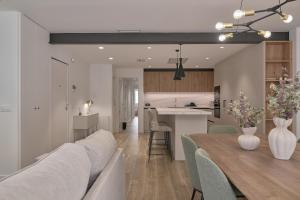 Luxury Romantic Apartment Mestalla by Virkin Suites