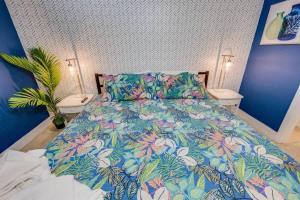 Ocean Dunes Tower 1BR Pool and Views of Ocean!