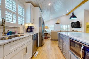 OIB08A&B Ocean Isle Hidden Retreat A and B