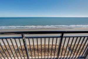 2BR Direct Oceanfront at Beach Cove Resort wPools