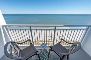 1BR Camelot Resort, Direct Oceanfront Views,Pools!
