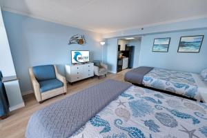 Newly Added Direct Oceanfront Caravelle-Pools!