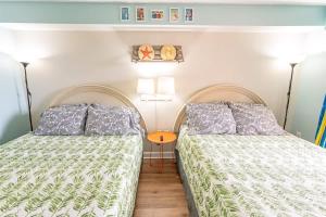 Direct Oceanfront at Sandcastle South with Pools!