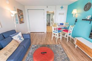 Direct Oceanfront at Sandcastle South with Pools!