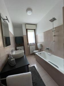 Duo Living, spacious comfortable apartment 5 minutes from Lancetti