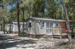 Camping 3 étoiles - Piscine - ccbefgh