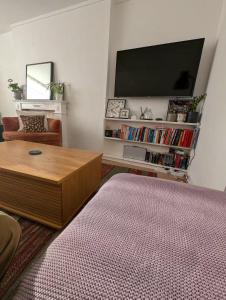 Spacious & Cozy Double Room in Central London