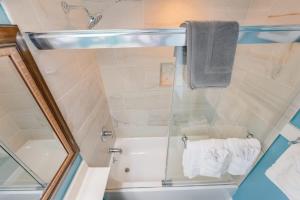 Sand Dunes Ocean Direct View 7th Flr, Great Pools!