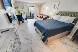 Nice Renovated Sea Mist with Amazing Ocean Views