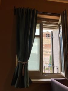 SUNFLOW Luxury Suites