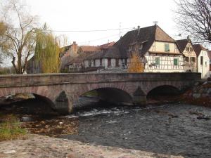 Hotels Hotel Relais d'ISSENHEIM Table d'hotes : photos des chambres