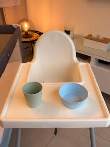 Charmant apt calme - proche plage et aéroport - climatisé - parking privé gratuit