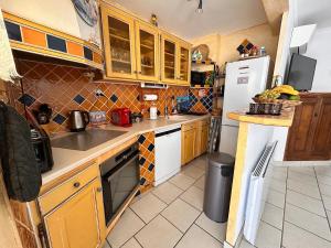 Apartment near the sea, garden level, parking