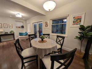 Designer 2-Bedroom Garden-Level Walk-Out Suite