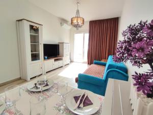 Yourhome beach first line