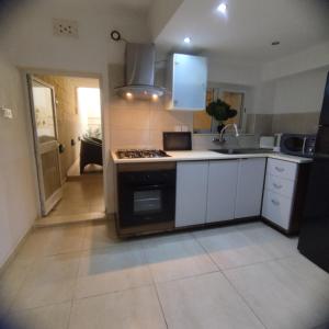 Central Townhouse St Julians