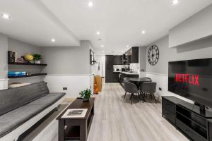 SG, Charming Knightsbridge London Apartment