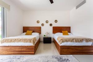 MAREAZUL Beachfront Apartment 2BR Private Pool Casa Áncora