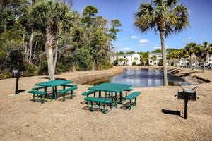 SB40 Family Tides - Sandpiper Bay