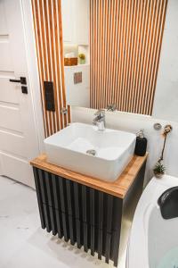 Wyjątkowe Apartamenty w Sercu Wrocławia