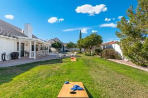 Mesa Pool, Hot Tub, Game Room and Fire Pit
