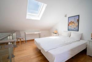 House with jacuzzi and sauna