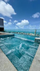 Studio-piscina academia no Meireles-prédio novo perto praia Rooftop