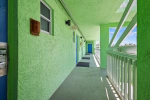 Oceanfront Inn Room #19