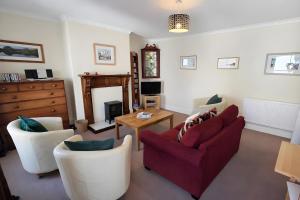 Dog Friendly Lakeland Apartment - Private Parking - Central Location