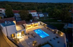 Awesome Home In Kanfanar