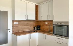 Lovely Apartment In Split