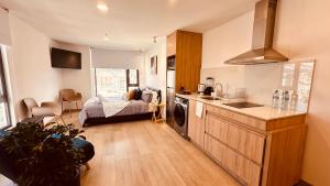 EFYRA Style & Stillness in the City