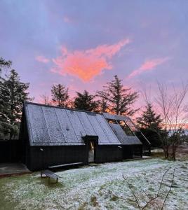 Cosy Little Wooden House On Natural Grounds