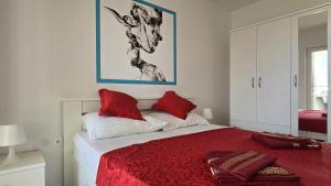 SERENA Pool Apartments