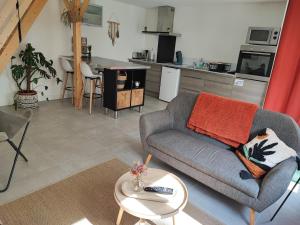 Studio indépendant au coeur du vignoble