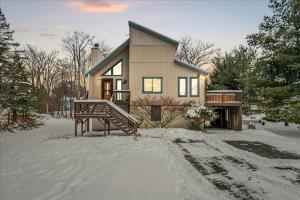 Movie Theater Game Room Resort Amenity Access