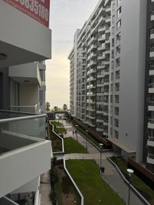 Flat 1BR San Miguel cerca a Malecón con balcón