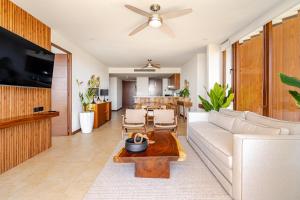 Alamar in La Cruz de Huanacaxtle with Beach Access