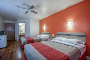 Queen Room with Two Queen Beds - Smoking room in Motel 6-Nephi UT