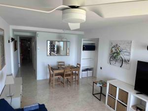 Primera línea mar, piscina, pádel, tenis, bbq, 55,seafront