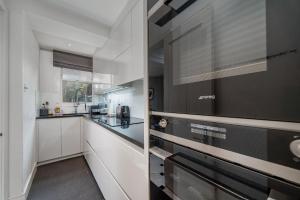 Chelsea-The Little Boltons-Luxurious 1DBL bedroom