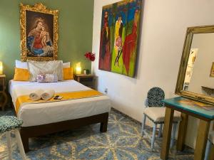 Suites El Refugio zona Céntrica frente al Tren ligero linea 1